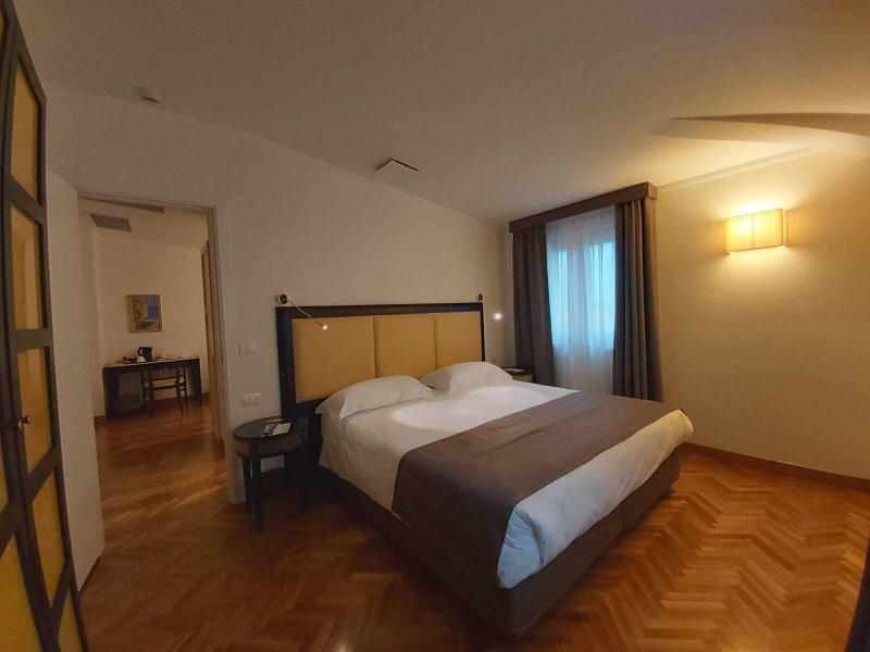 Torrione Hotel Реджо ди Калабрия Екстериор снимка