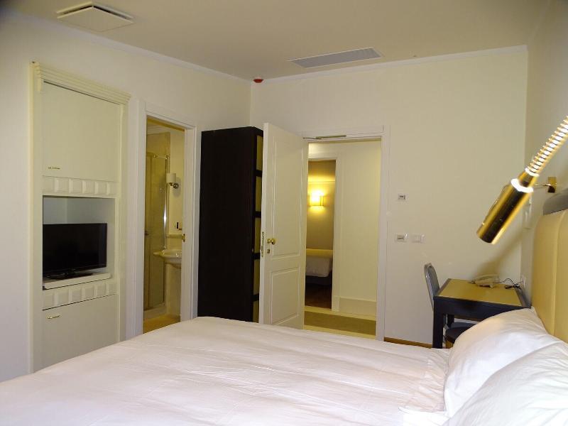 Torrione Hotel Реджо ди Калабрия Екстериор снимка